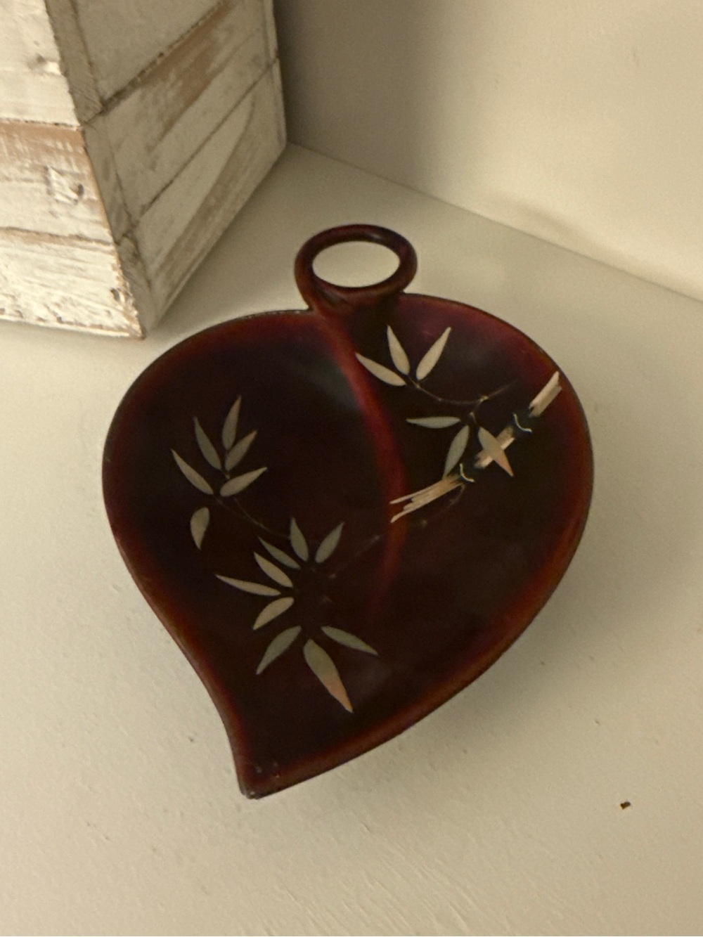 Vintage Maruni Occupied Japan Lacquerware Leaf Divided Dish 193-4
